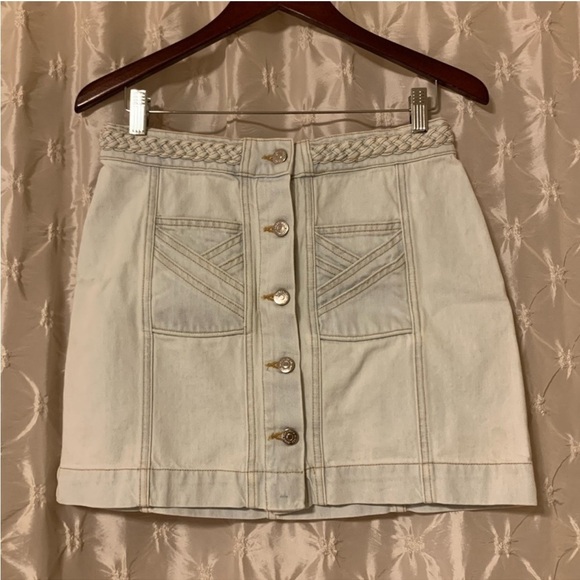 Veronica Beard Aron Braided Button Front Miniskirt Denim Jean Skirt Light Wash - Picture 1 of 14